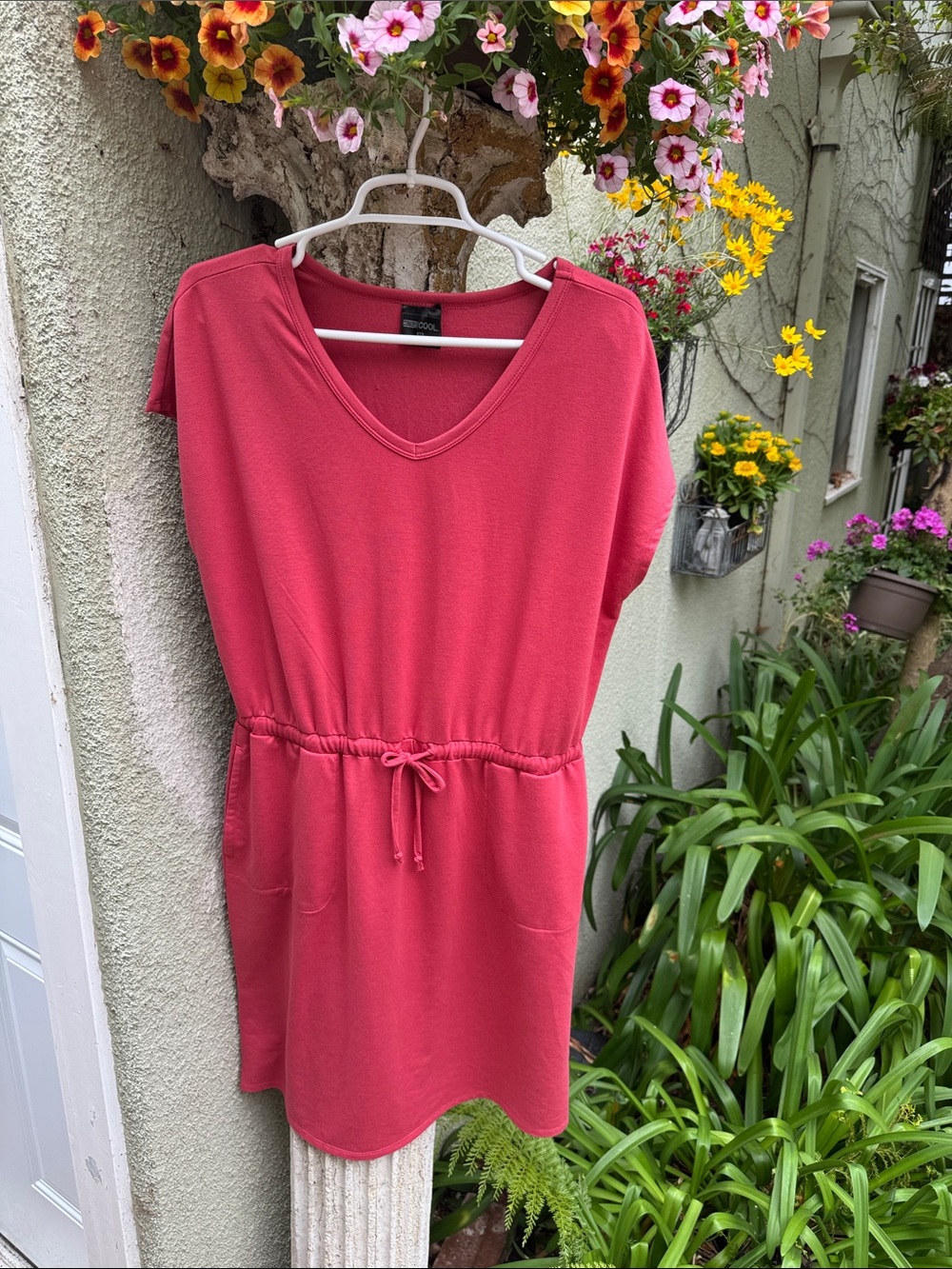 32 Degrees Coral Pink V-Neck Drawstring Midi Dress